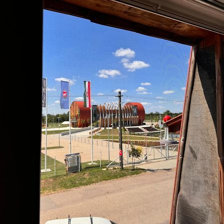 Fuerdo Panzio Acomodação com café da manhã Karcag Exterior foto